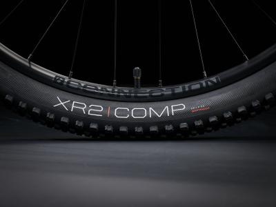 Trek Marlin 4 L 29 Crimson Produktbild 5